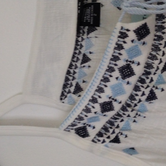 Torrid babydoll top size 2 color white - Picture 3 of 6